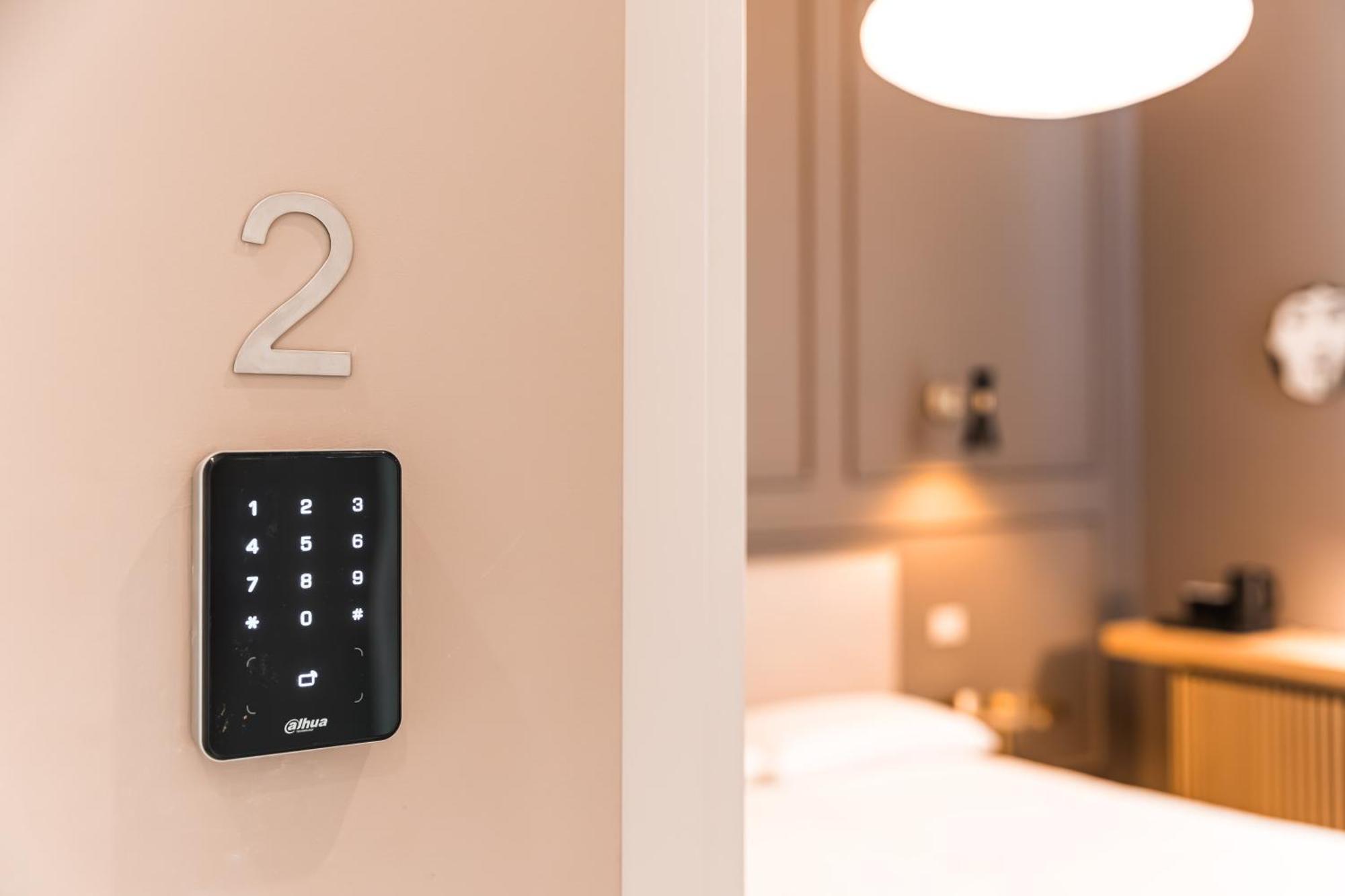 Macan Apartament Double Suite Bolonia Exterior foto